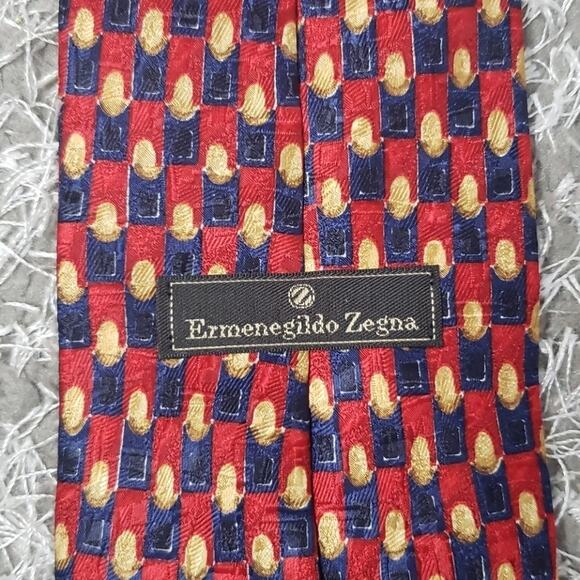 Ermenegildo Zegna Geometric Red & Blue 100% Silk Tie, Made in Italy - Picture 5 of 8